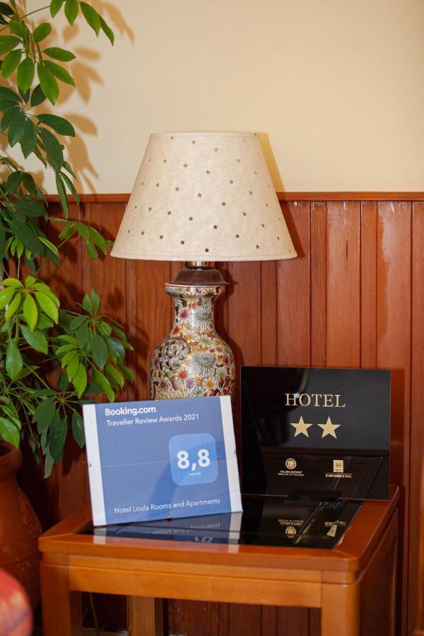 Hotel Loula Rooms And Apartments Kamena Vourla Bagian luar foto
